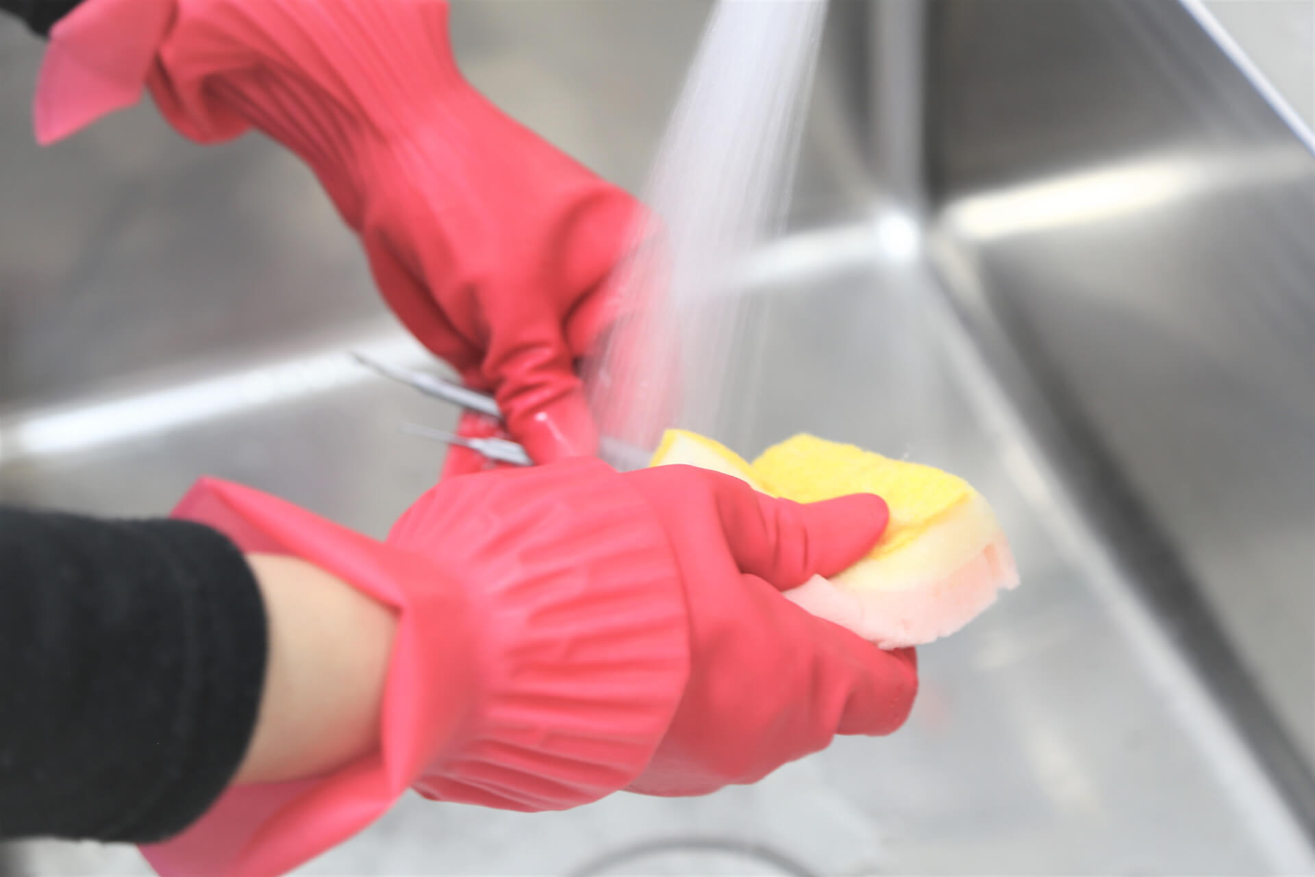 皮脂や大きな汚れの予備洗浄