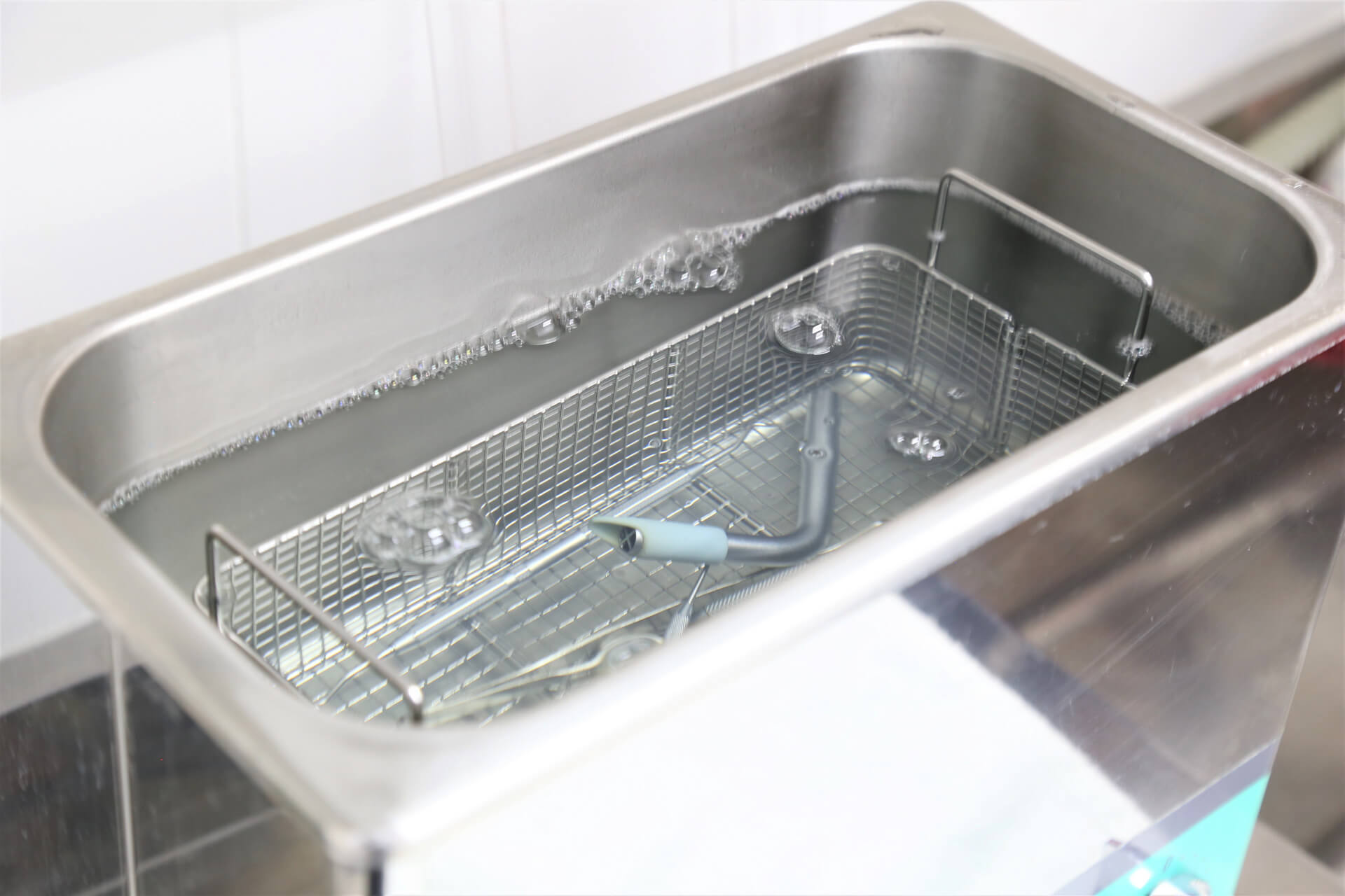 超音波洗浄機による洗浄